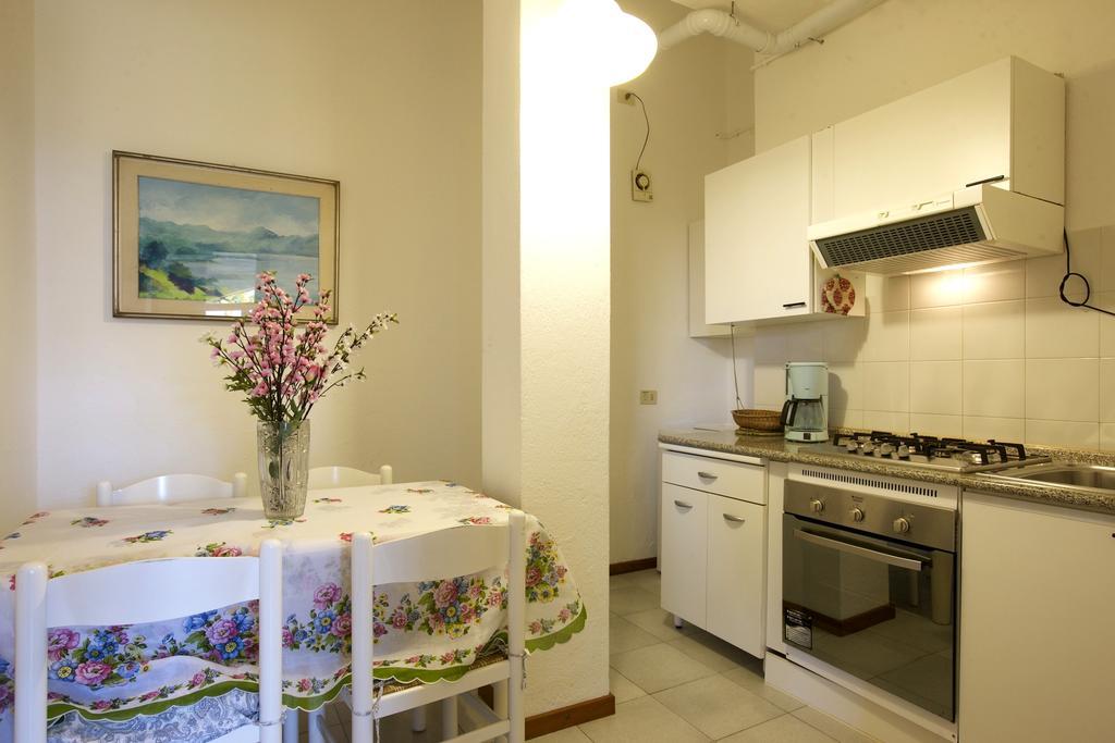 Villa Panorama Porto Valtravaglia Bagian luar foto