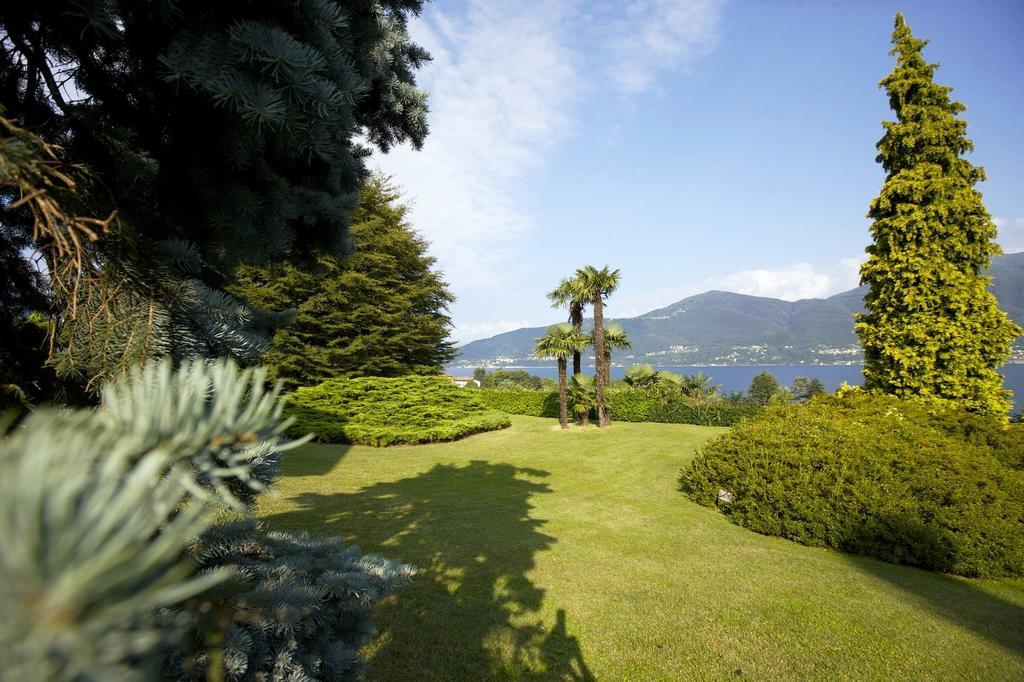 Villa Panorama Porto Valtravaglia Bagian luar foto
